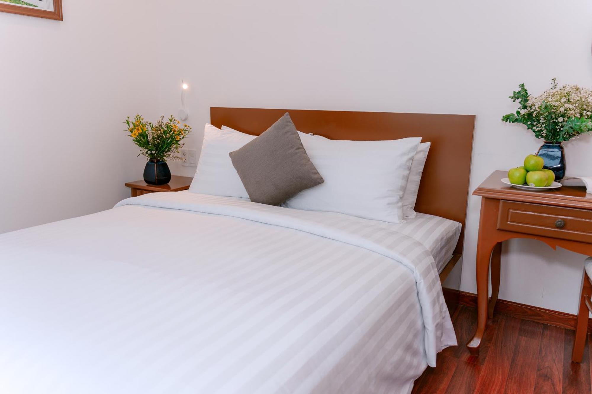 הו צ'י מין סיטי Dahlialand Saigon Hotel & Swimming Pool - Ben Thanh Market, District 1 מראה חיצוני תמונה