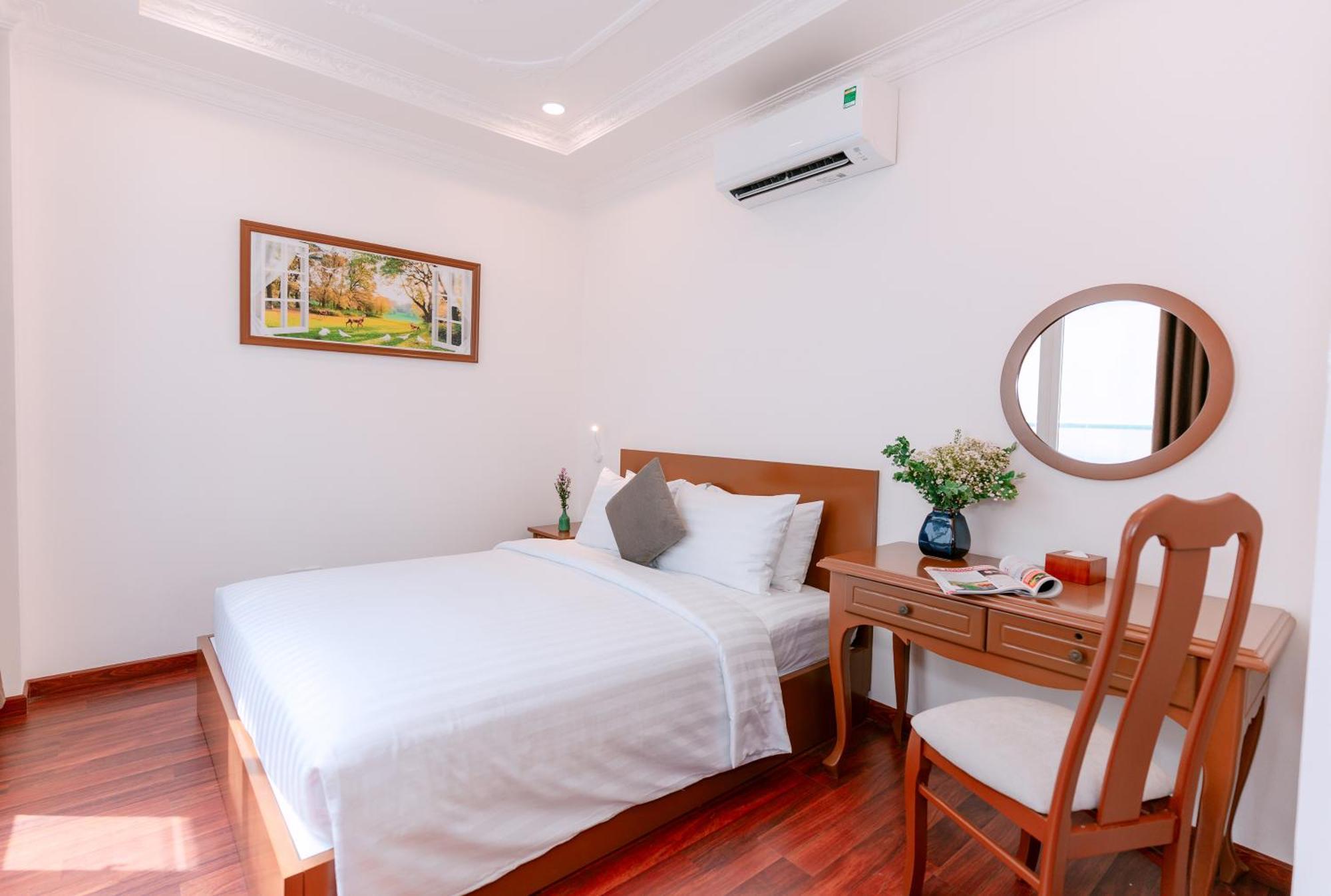 הו צ'י מין סיטי Dahlialand Saigon Hotel & Swimming Pool - Ben Thanh Market, District 1 מראה חיצוני תמונה