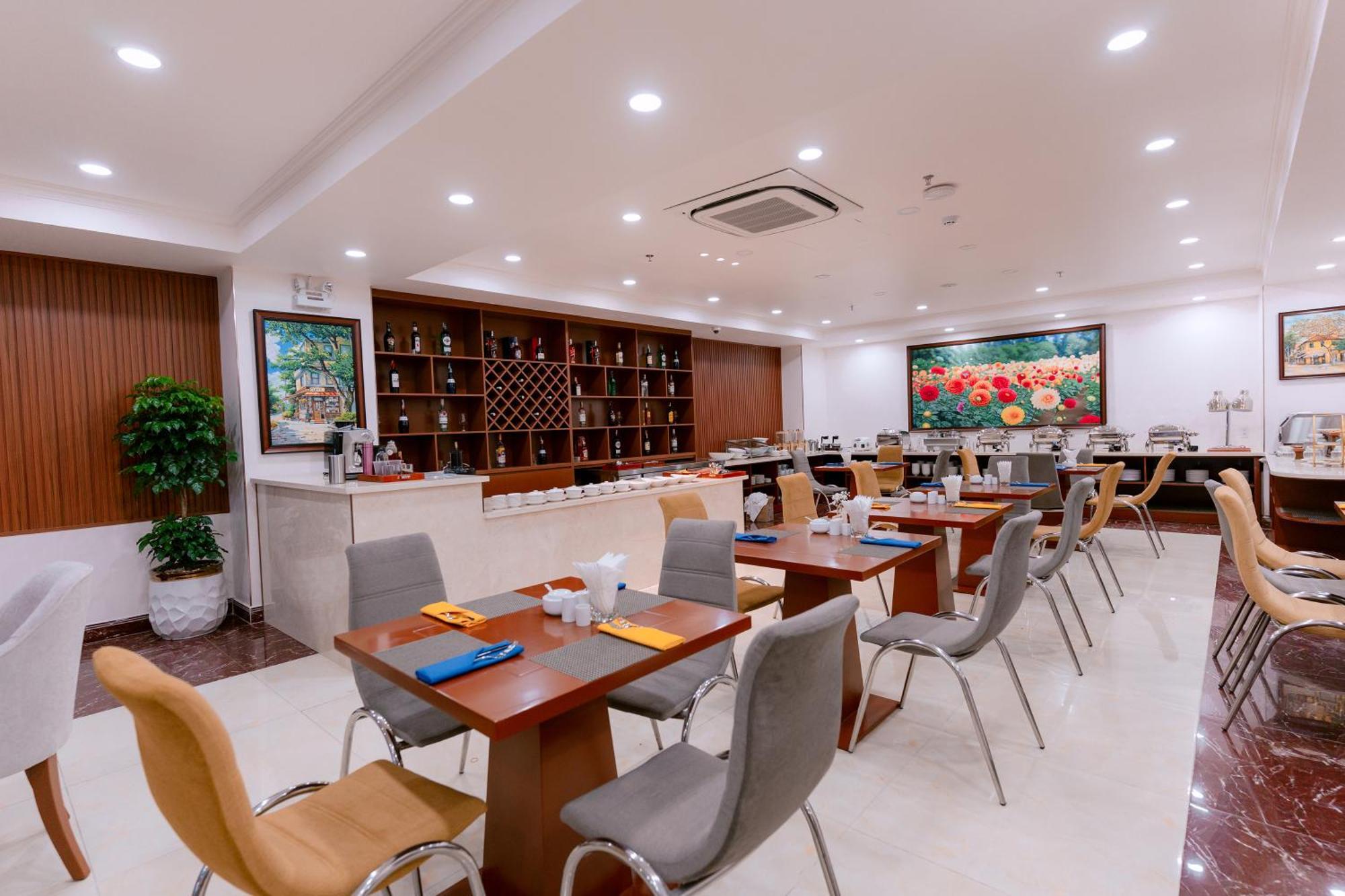 הו צ'י מין סיטי Dahlialand Saigon Hotel & Swimming Pool - Ben Thanh Market, District 1 מראה חיצוני תמונה