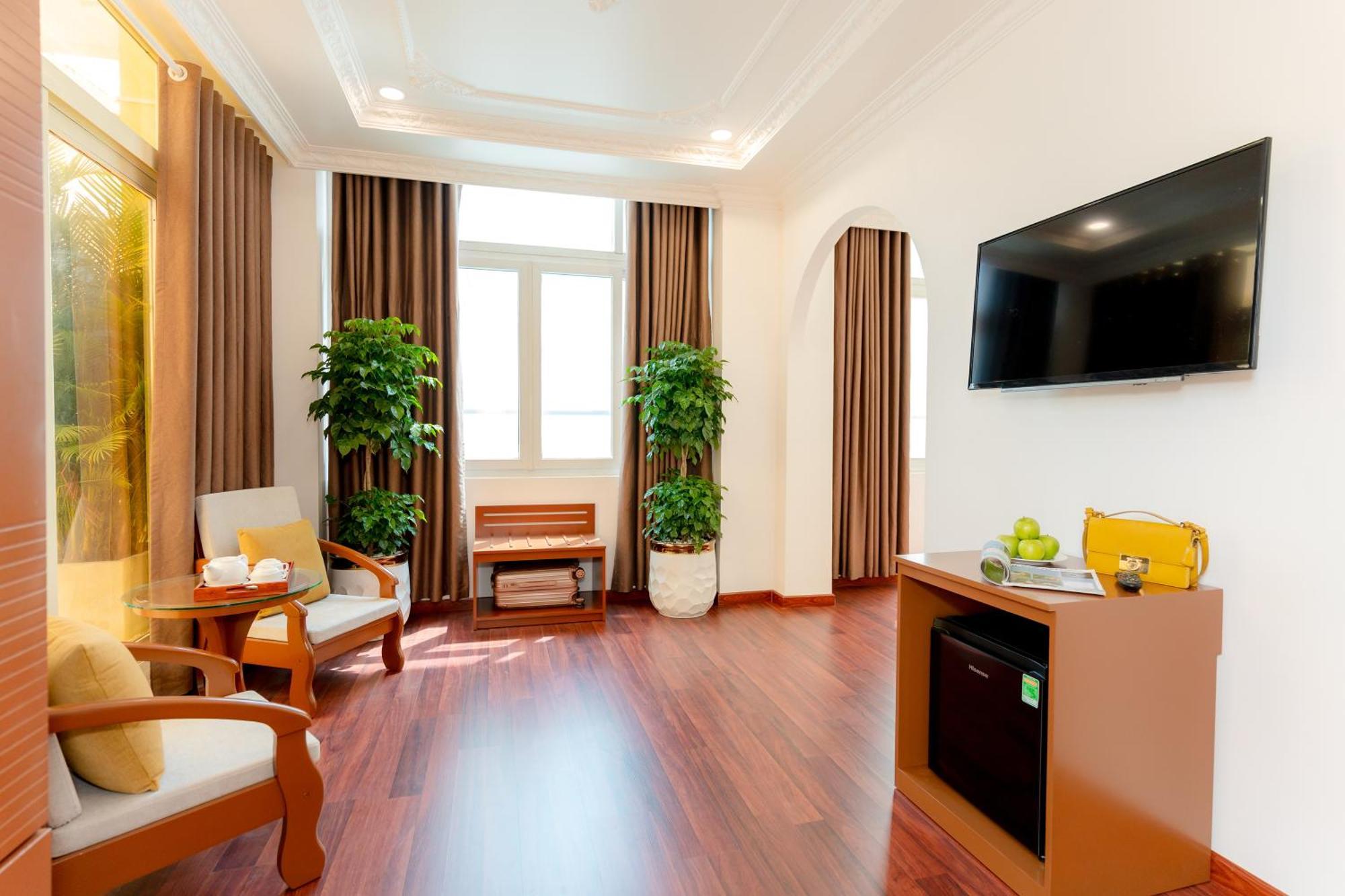 הו צ'י מין סיטי Dahlialand Saigon Hotel & Swimming Pool - Ben Thanh Market, District 1 מראה חיצוני תמונה