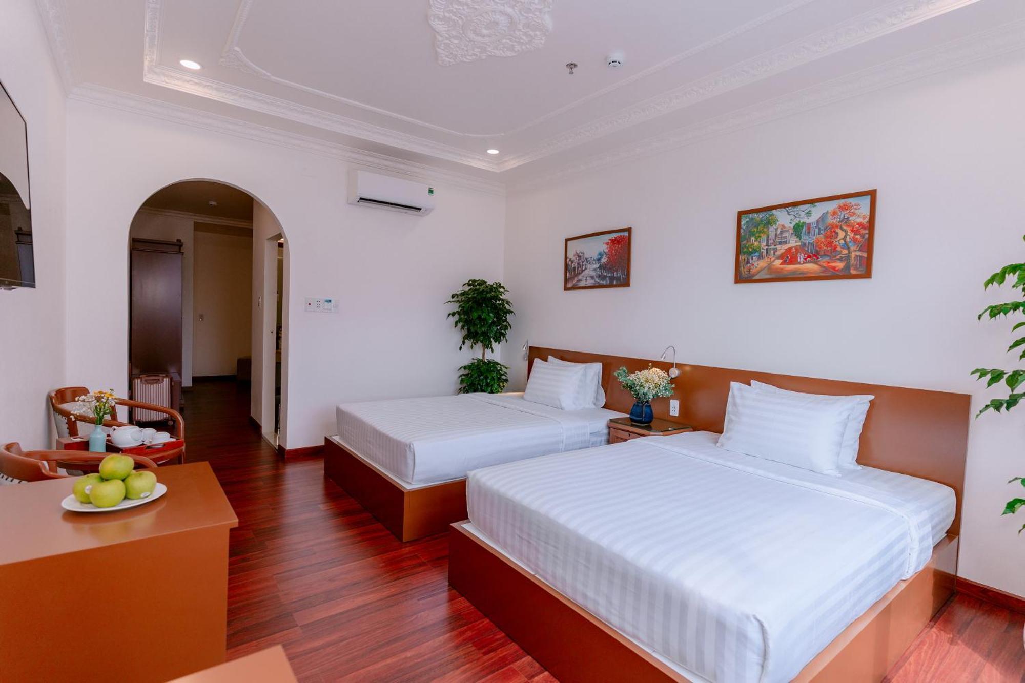הו צ'י מין סיטי Dahlialand Saigon Hotel & Swimming Pool - Ben Thanh Market, District 1 מראה חיצוני תמונה