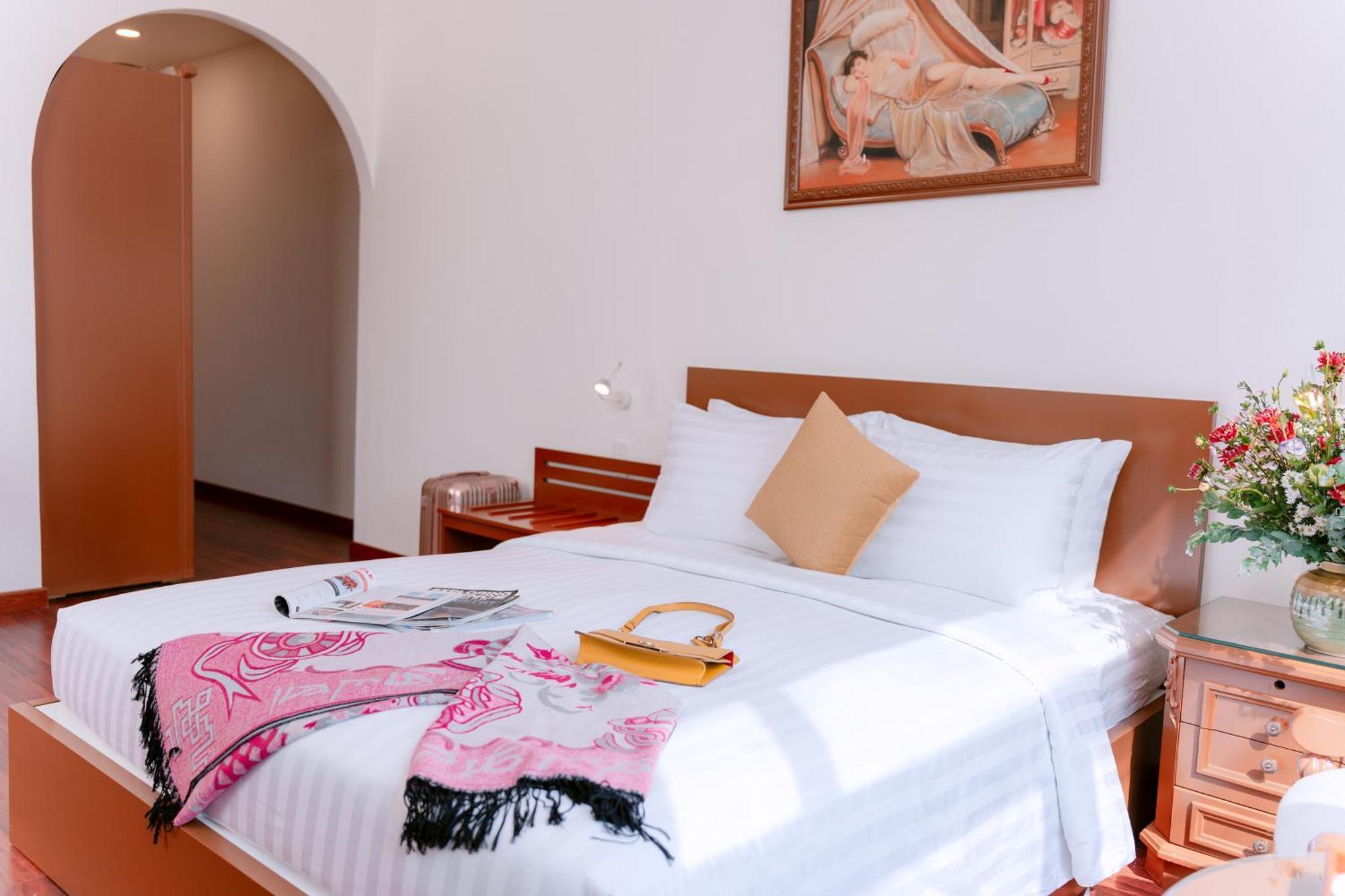 הו צ'י מין סיטי Dahlialand Saigon Hotel & Swimming Pool - Ben Thanh Market, District 1 מראה חיצוני תמונה