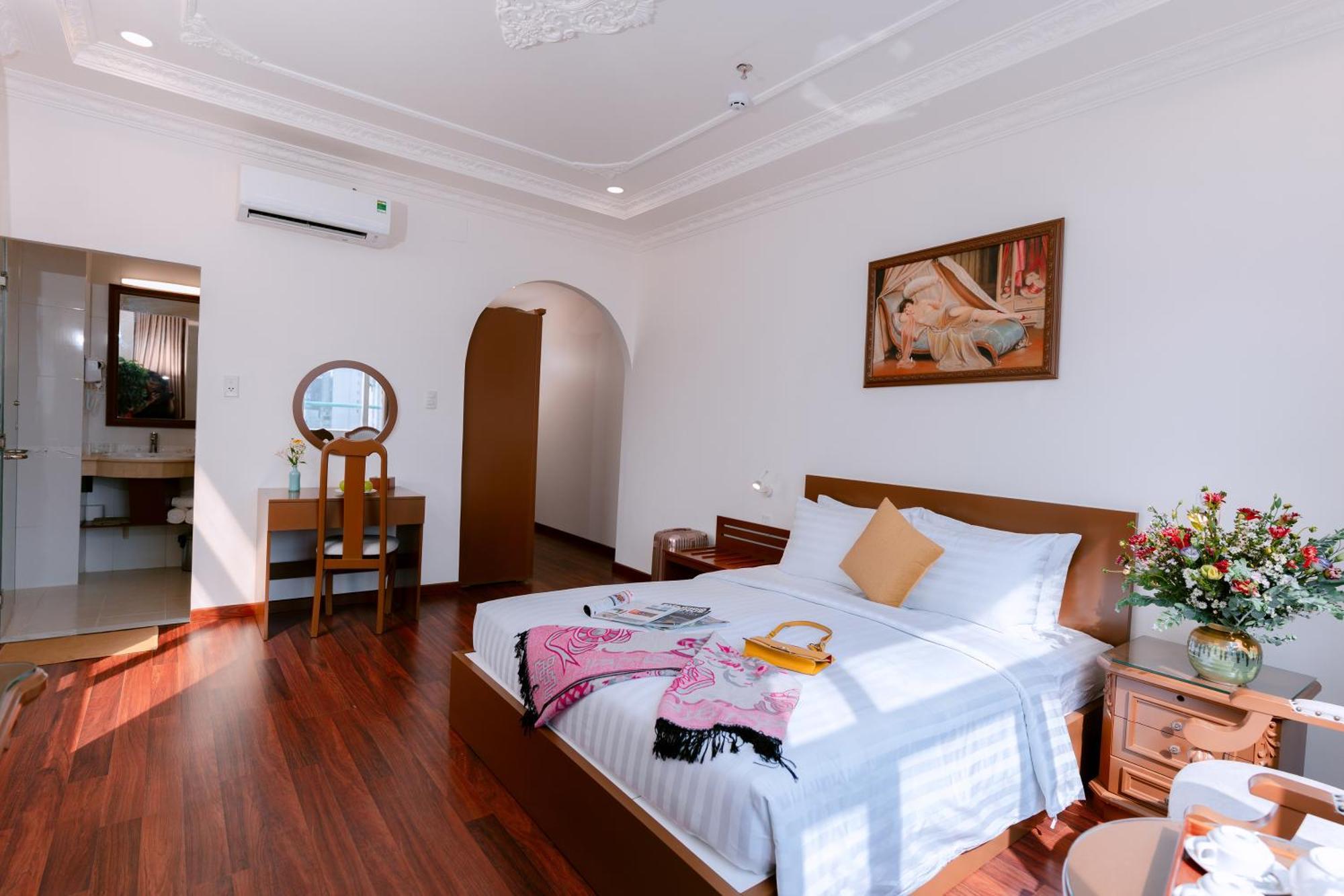 הו צ'י מין סיטי Dahlialand Saigon Hotel & Swimming Pool - Ben Thanh Market, District 1 מראה חיצוני תמונה