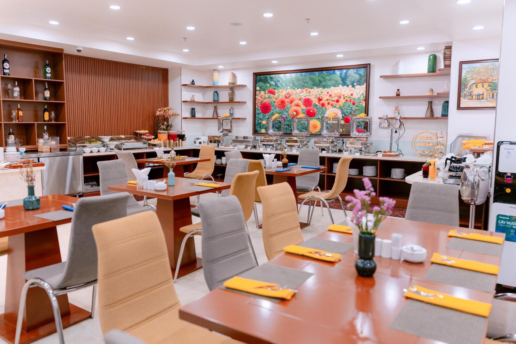 הו צ'י מין סיטי Dahlialand Saigon Hotel & Swimming Pool - Ben Thanh Market, District 1 מראה חיצוני תמונה