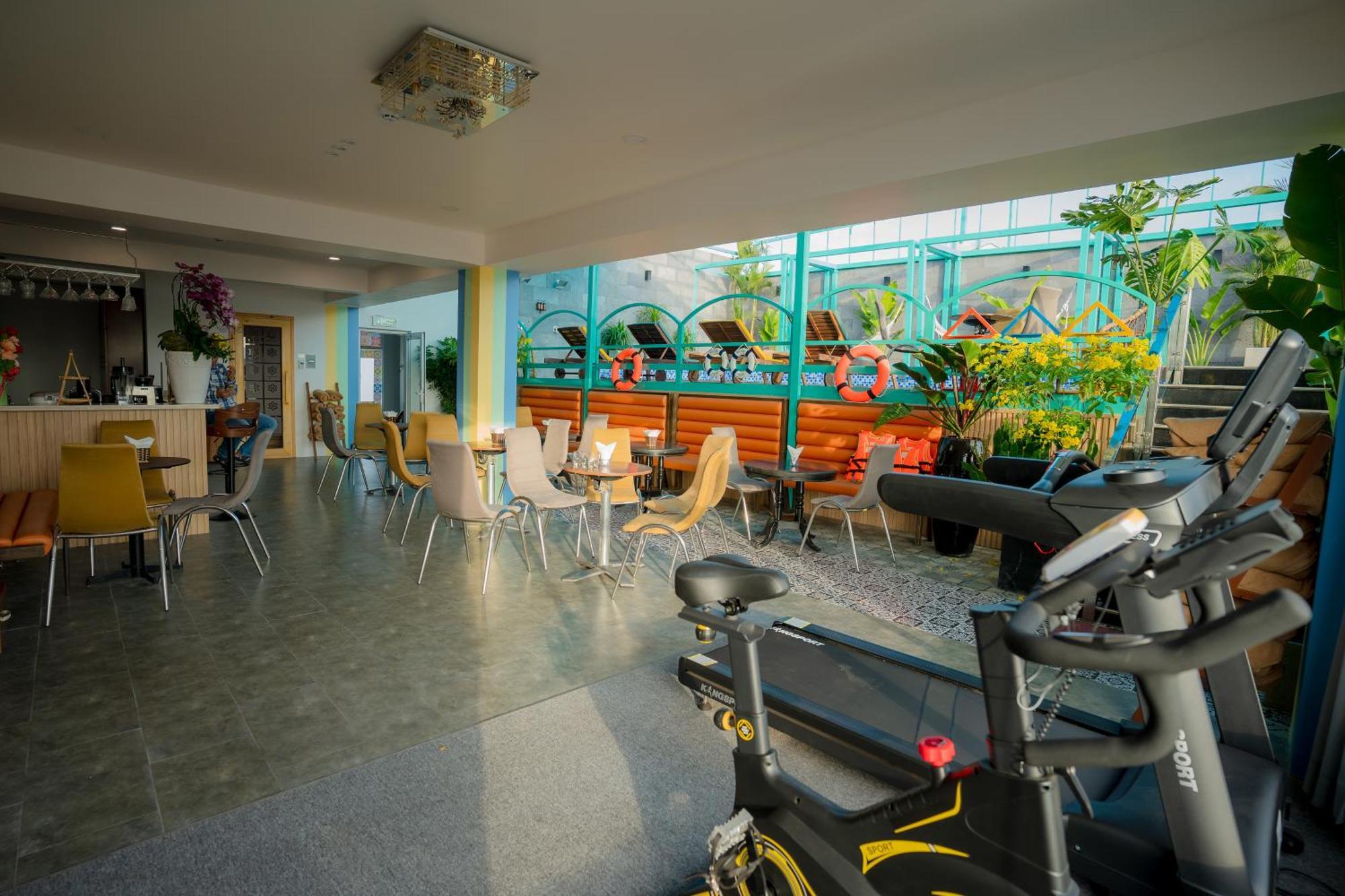 הו צ'י מין סיטי Dahlialand Saigon Hotel & Swimming Pool - Ben Thanh Market, District 1 מראה חיצוני תמונה
