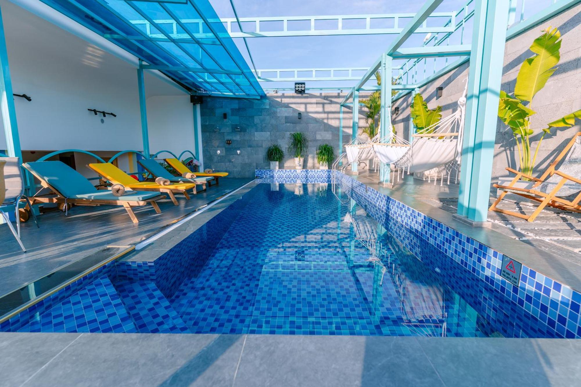 הו צ'י מין סיטי Dahlialand Saigon Hotel & Swimming Pool - Ben Thanh Market, District 1 מראה חיצוני תמונה